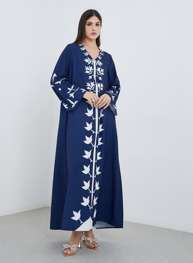 ستايلي جلابية مطبوعة بياقة على شكل حرف - Image 2