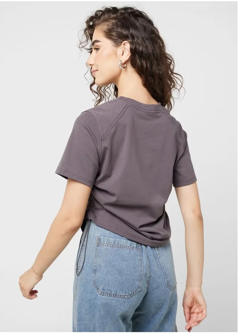 Ginger Ruched Tie Up Graphic Tshirt