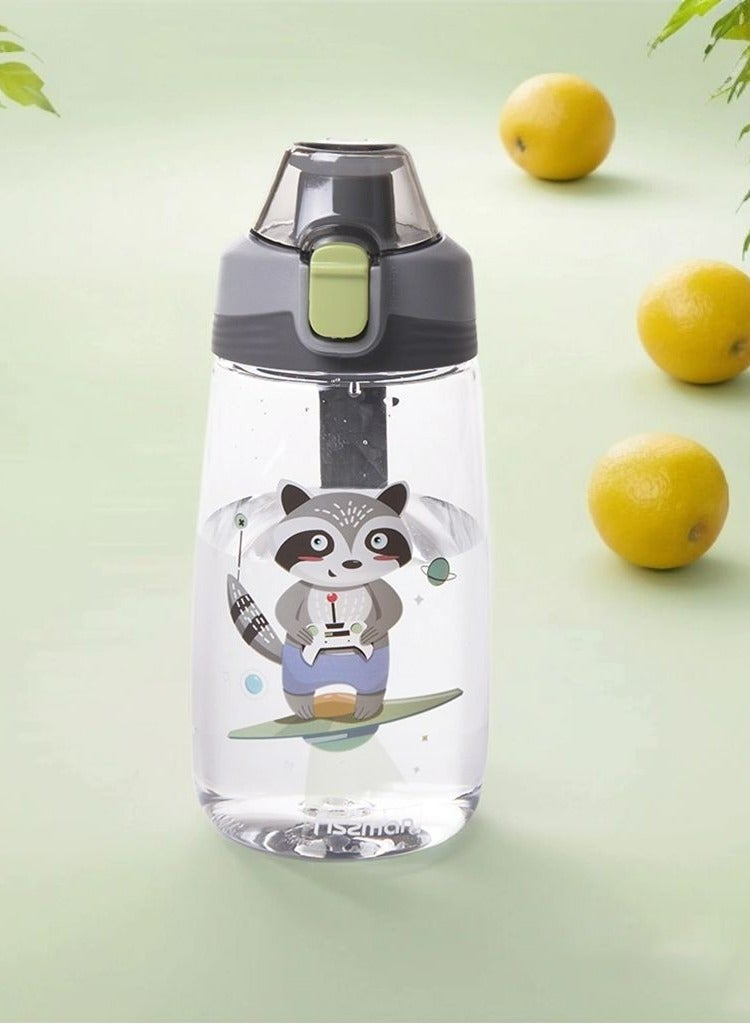 Fissman زجاجة مياه للأطفال خالية من مادة BPA وغير سامة، زجاجة عصير بلاستيكية محلية الصنع، حليب، مشروبات الشوكولاتة الباردة مع غطاء قابل للطي مانع للتسرب، 500 مل - Image 1