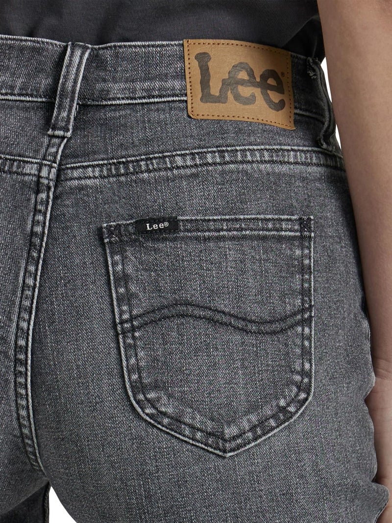 Lee Women's Legendary Mid Rise Flare Jean, Blurred Darks, 10 - Image 4