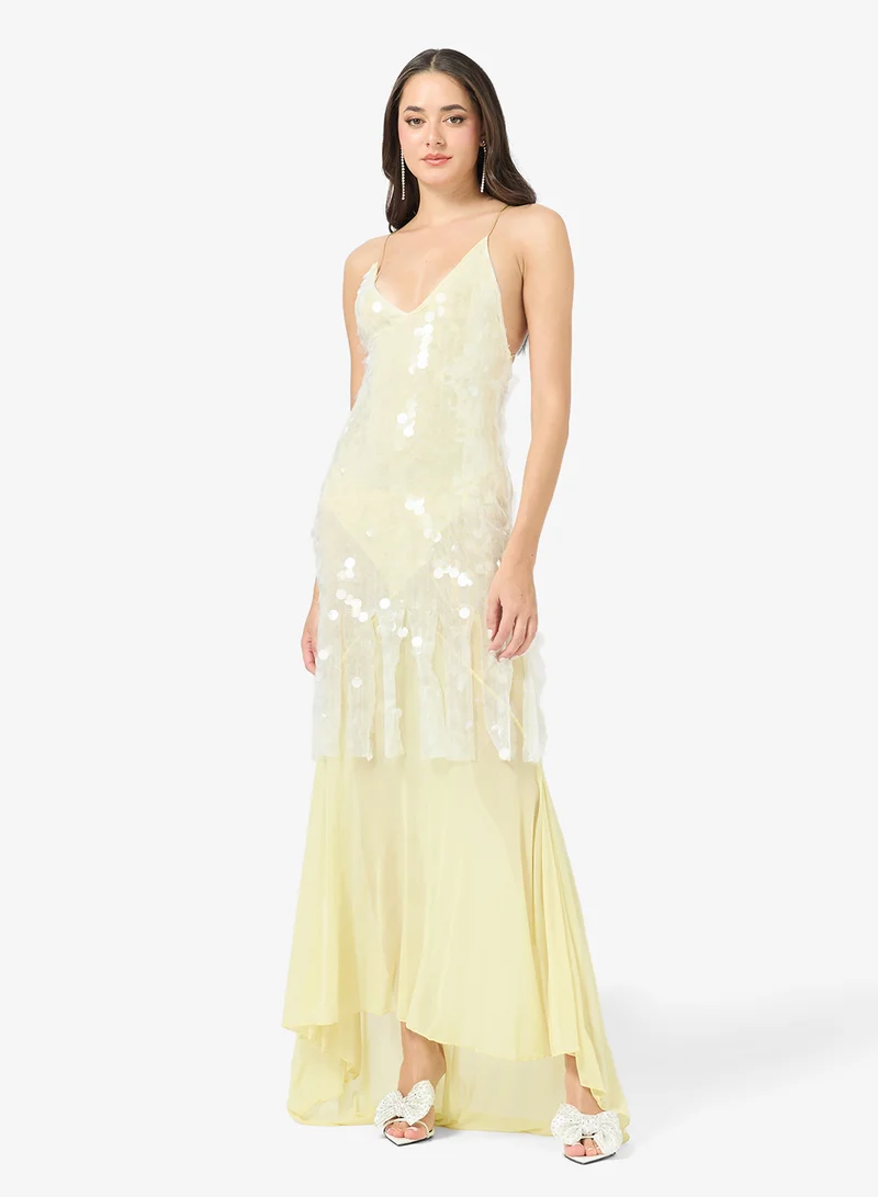 جينجر فستان سهرة مزين بالترتر بأشرطة