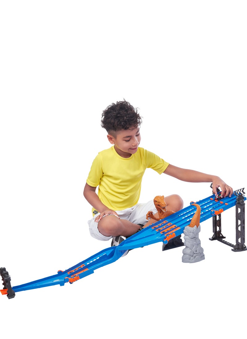 ZURU - METAL MACHINES 4-Lane Raptor Attack Trackset For Ages 4+ - Image 1