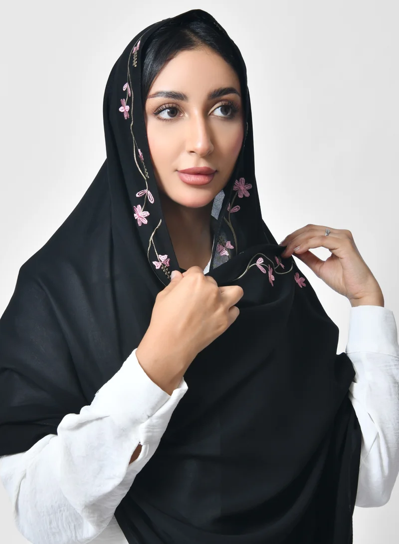 HAWRAA ABAYA Black veil with elegant floral embroidery
