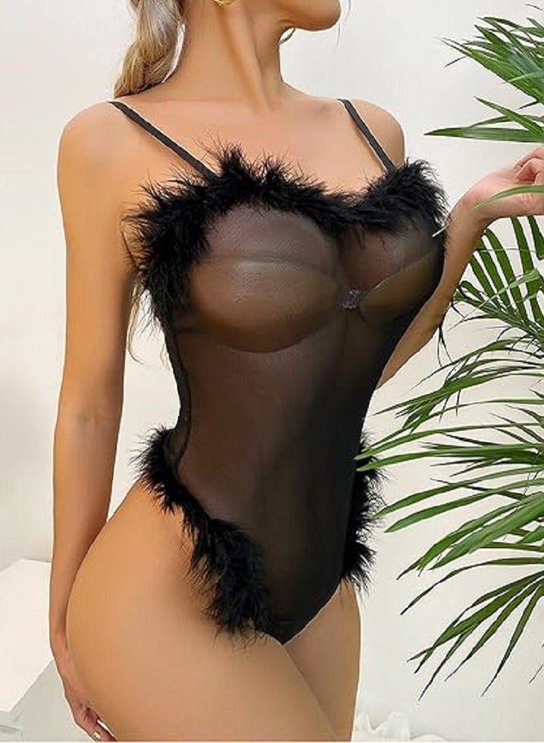 Ward Women’s set Black with Adjustable Thin Straps & Fur Trim  - Image 3