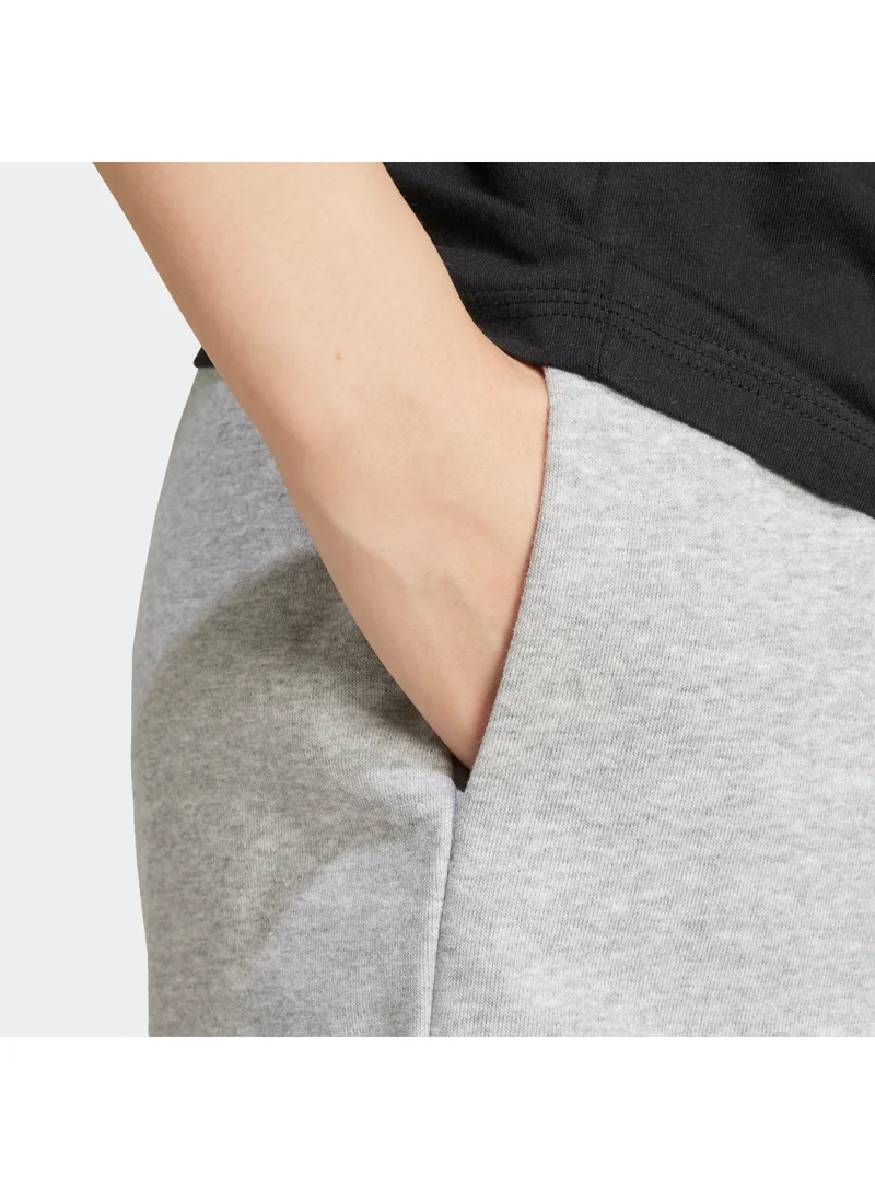 اديداس Essential Big Logo French Terry Shorts