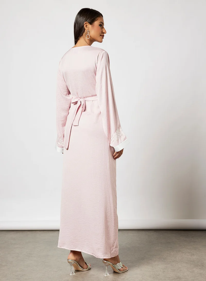 Hayat Jalabiya With Bright  Abstract Embroidery In Front And Wrist With Belt