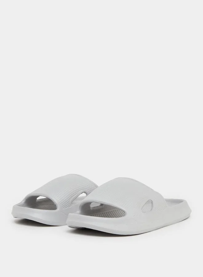 ستايلي شباشب بنعل مزخرف سهلة الارتداء