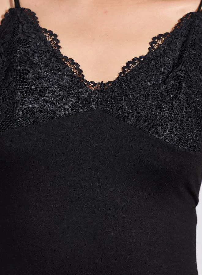 ستايلي Styli Scalloped Edge Lace Cup and Side Slit Slip Dress