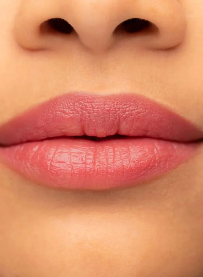 كيفين أوكوين Unforgettable Lipstick - Cream - Legendary