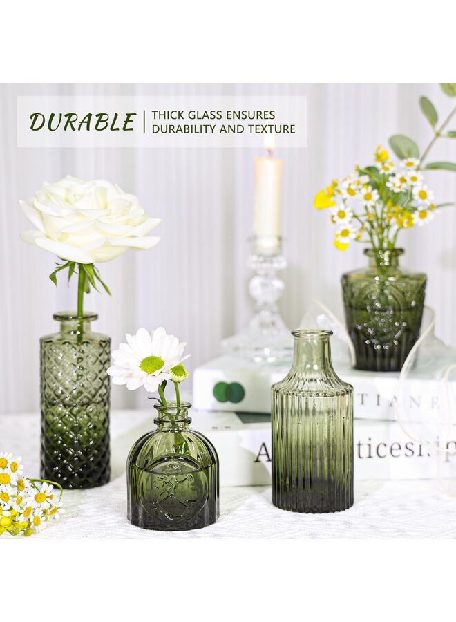 يُسلِّم مجموعة من 12 مزهرية زجاجية صغيرة داكنة اللون، مثالية لتزيين الطاولات. - Image 5