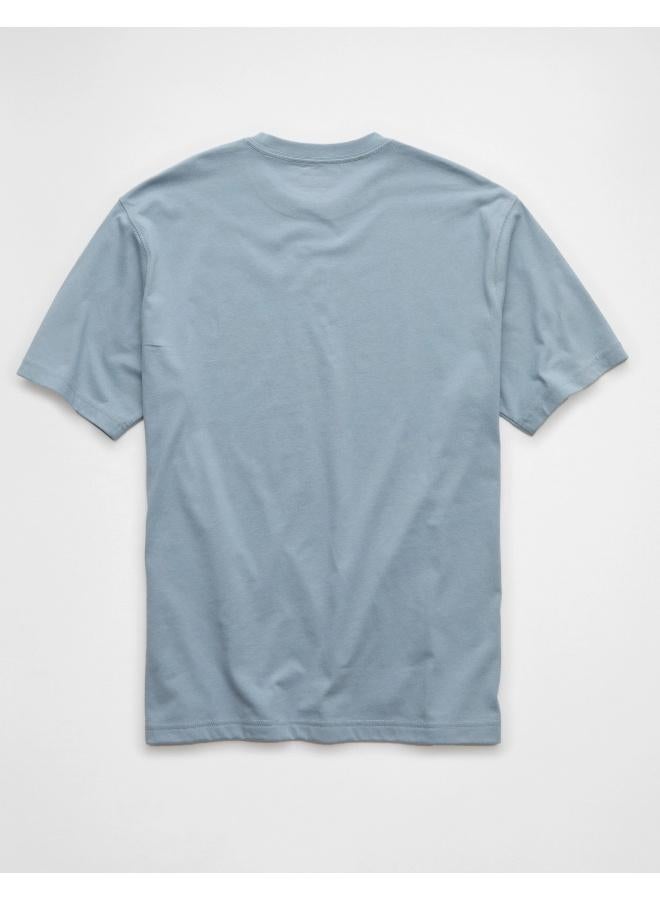 American Eagle A chill tee for anywhere & everywhere. - Image 2