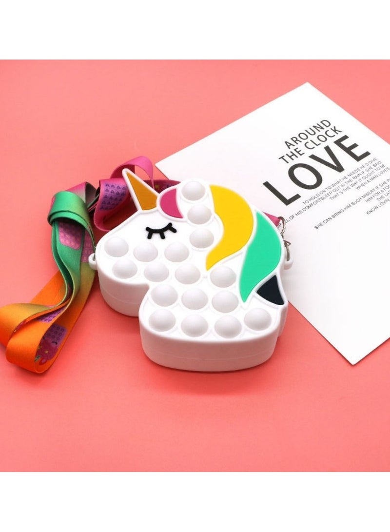 محفظة بوب إت على شكل وحيد القرن لطيفة مضادة للتوتر للبالغين والأطفال في العطلات من السيليكون هدية حقيبة ألعاب كروس للأطفال - Image 5