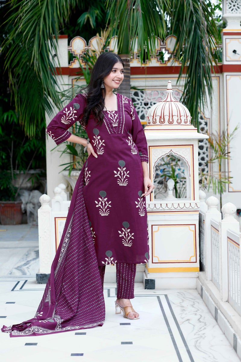 Miravan Womens Cotton Fabric Purple Color Kurta With Palazzo And Dupatta Set - Image 3