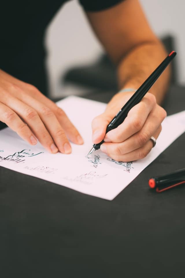 Lamy joy black - calligraphy fountain pen with ergonomic grip & polished steel nib in line width 1.5 mm - Calligraphy Fountain Pen with ribbon nib - incl. ink cartridge T 10 blue - Image 2