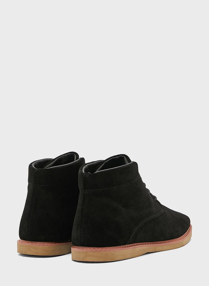 Robert Wood Chukka Boots