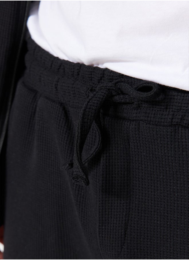 trendyol - Black Tracksuit Set Regular/Normal Cut Hooded Zipper Waffle TMNSS22EM0009 - Image 1