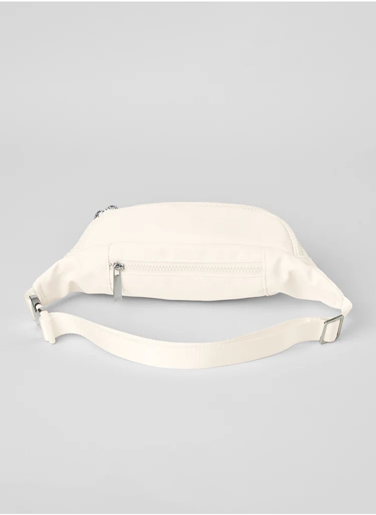 alo Explorer Fanny Pack  - Image 3