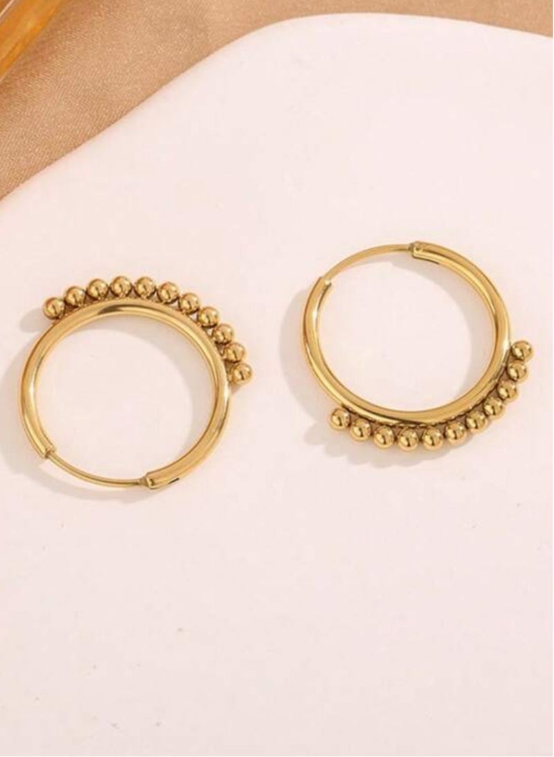 إيكوال حلق اذن نسائي دائري من الاستانلس ستيل أنيق وعالي الجودة باللون الذهبي - Image 3