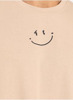 Minimal Emoji Chest Print Oversized T-Shirt - pzsku/Z95DC2C1ECD3D8B936310Z/45/_/1723453553/e38e8612-1067-4784-8cb9-9e401ac72b91