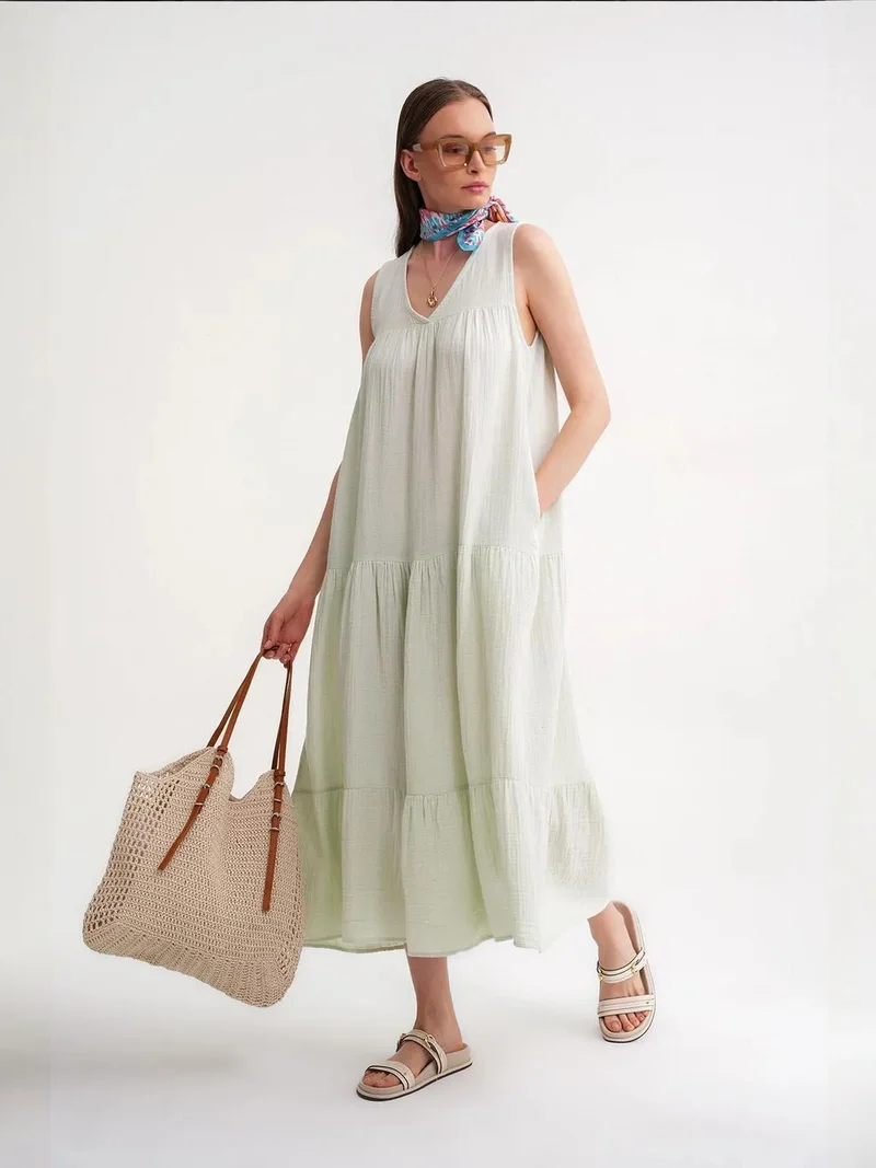 MixRay Mixray Sleeveless V-Neck Muslin Midi Dress with Pockets
