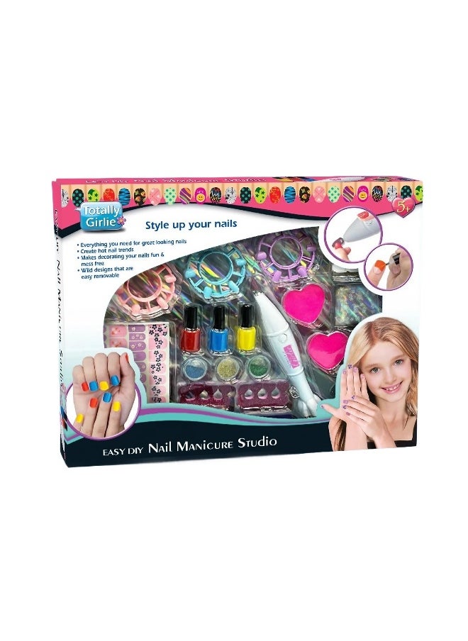 Totally Girlie Totally Girlie Easy DIY Nail Manicure Studio Set 