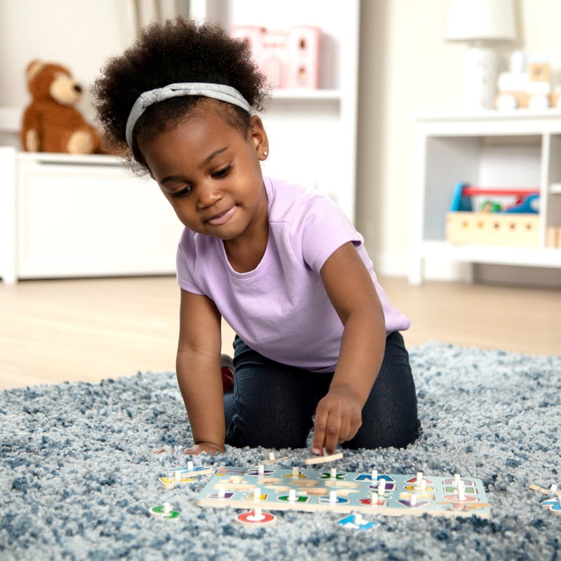 Melissa & Doug لعبة بازل خشبية بأحرف الأبجدية من ميليسا ودوج - كلاسيكيات ديزني (26 قطعة) - Image 5