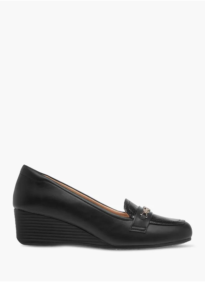 Le Confort Womens Textured Loafers With Wedge Heels