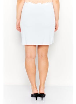 Women Textured Mini Skirt, White - pzsku/Z95E1633BF4A615FE90FBZ/45/_/1739024145/0fca0155-48b3-4119-abe9-81b4e3808d52