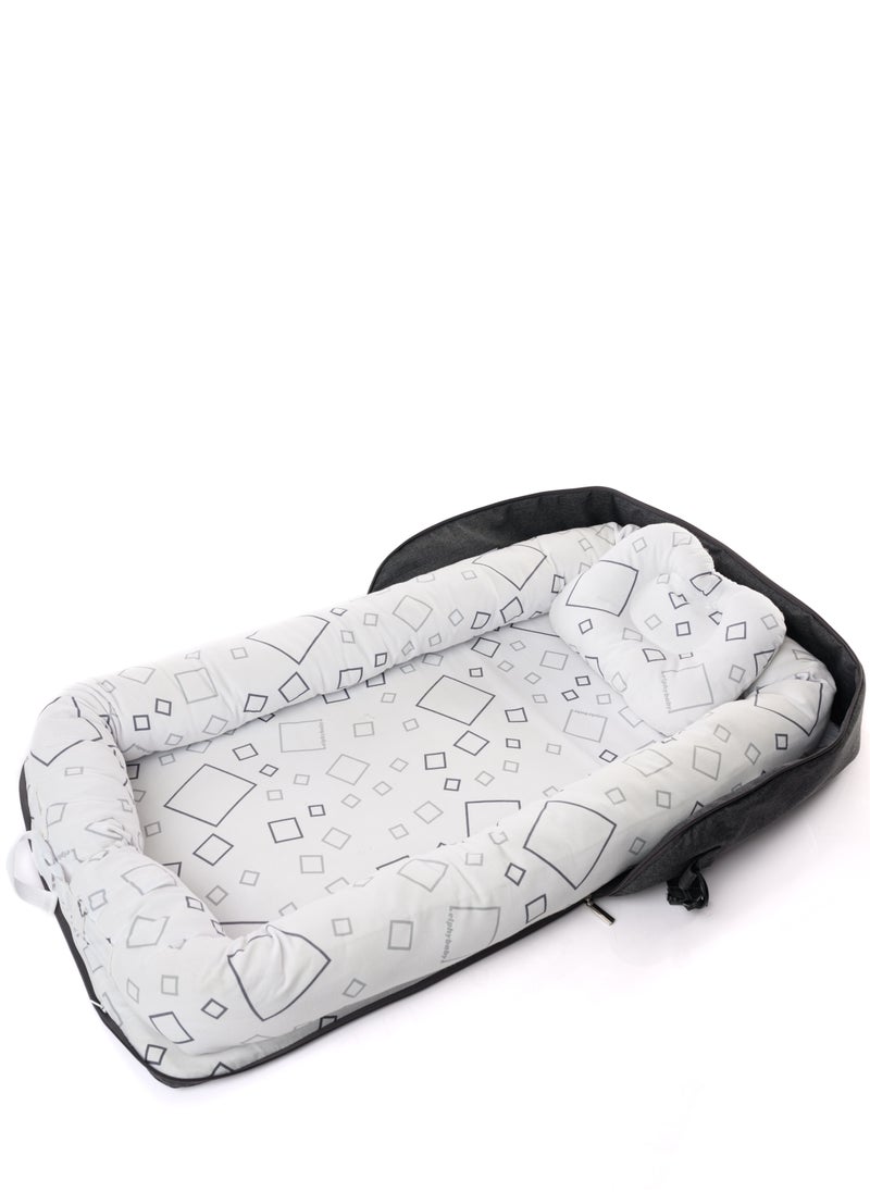 elphybaby - Portable Baby Cot - Image 1