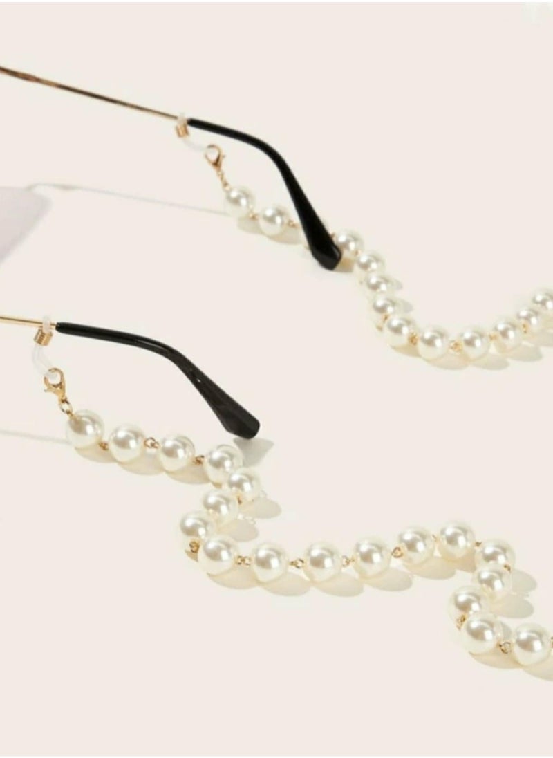 Women Eyeglasses Chain With Off White Pearls - pzsku/Z95E3A18551449EB8D9EEZ/45/_/1733270142/4113d232-4d8b-49f5-9c72-83ffb31bbb7c