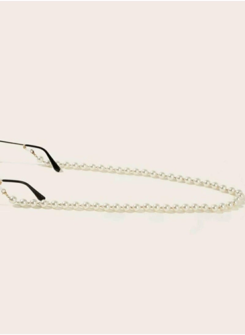 Women Eyeglasses Chain With Off White Pearls - pzsku/Z95E3A18551449EB8D9EEZ/45/_/1733270143/e6596a32-7cd8-4d9b-b5da-9eefddee3624