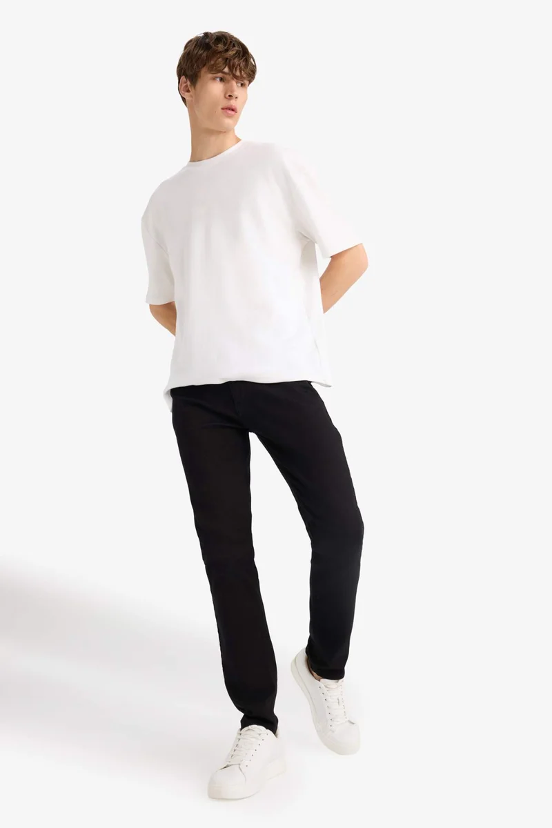 Defacto  Pedro Slim Fit Regular Waist Skinny Leg Jeans for Men | Best Price UAE