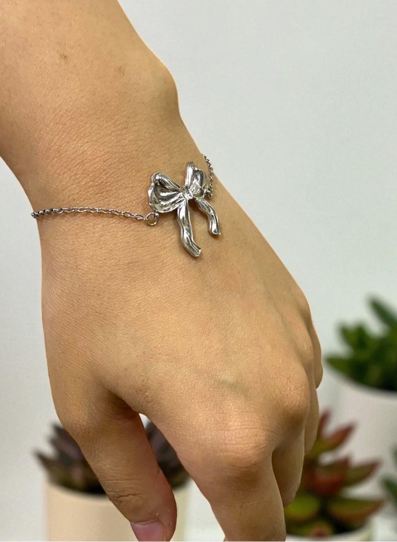 Casual collection Elegant Silver Stainless Steel Bracelet For Women - Image 1