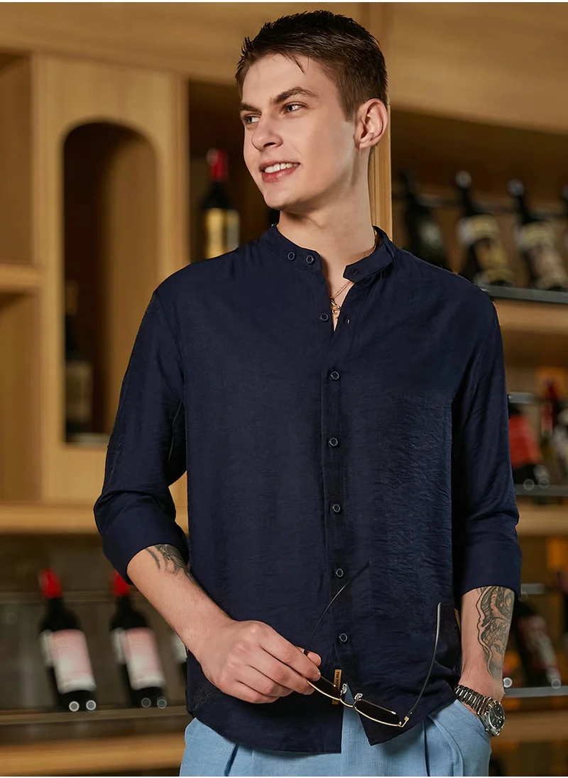 كامبوس سوترا Men's Navy Blue Breezy Mandarin Shirt