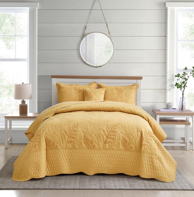 DaisyHuang Botanical Oversized Bedspread Queen Size  Leaves Pattern Stitching Quilt Set  Elegant  Fresh Style Bedding Coverlets Reversible Lightweight 5 Piece Honey Gold