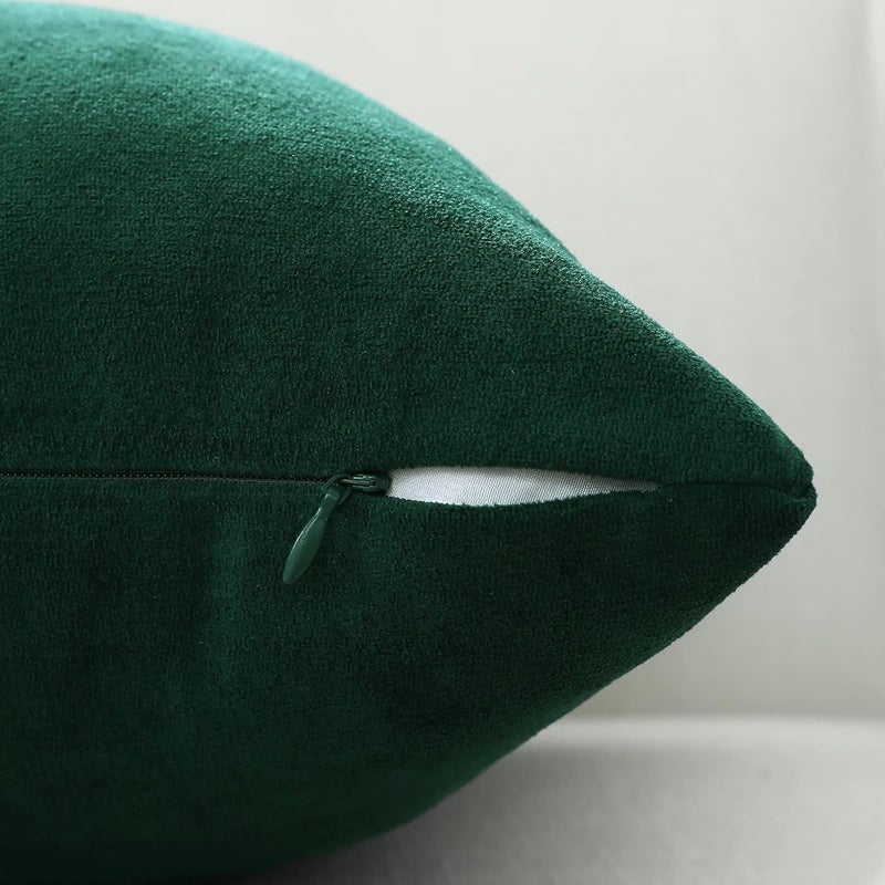 Jeneoo Decorative Hunter Green Christmas Throw Pillow Covers Rustic Farmhouse Super Soft Square Chenille Comfy Solid Cushion Couch Cases for Sofa Bedroom Chair (Set of 2, 20 x 20 Inches) - Image 4