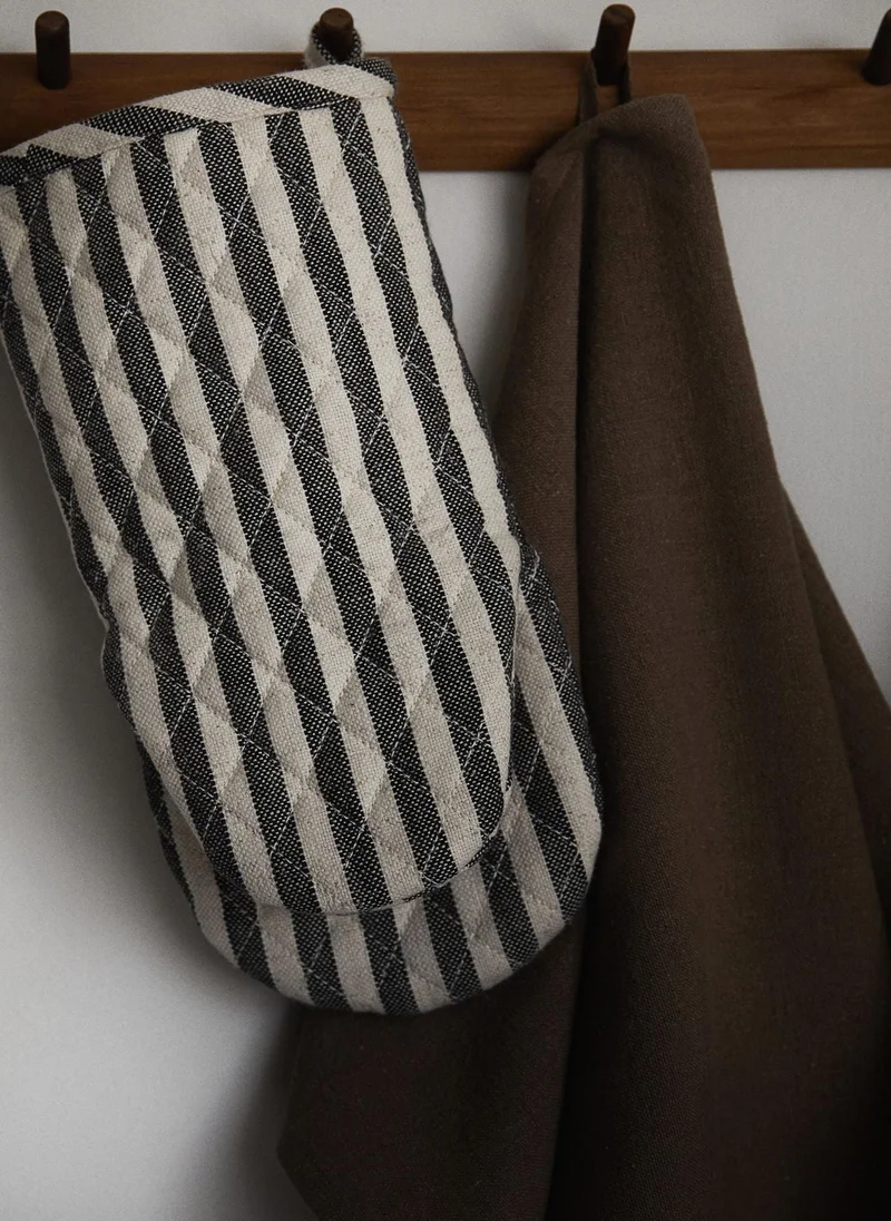 H&M Striped Oven Glove