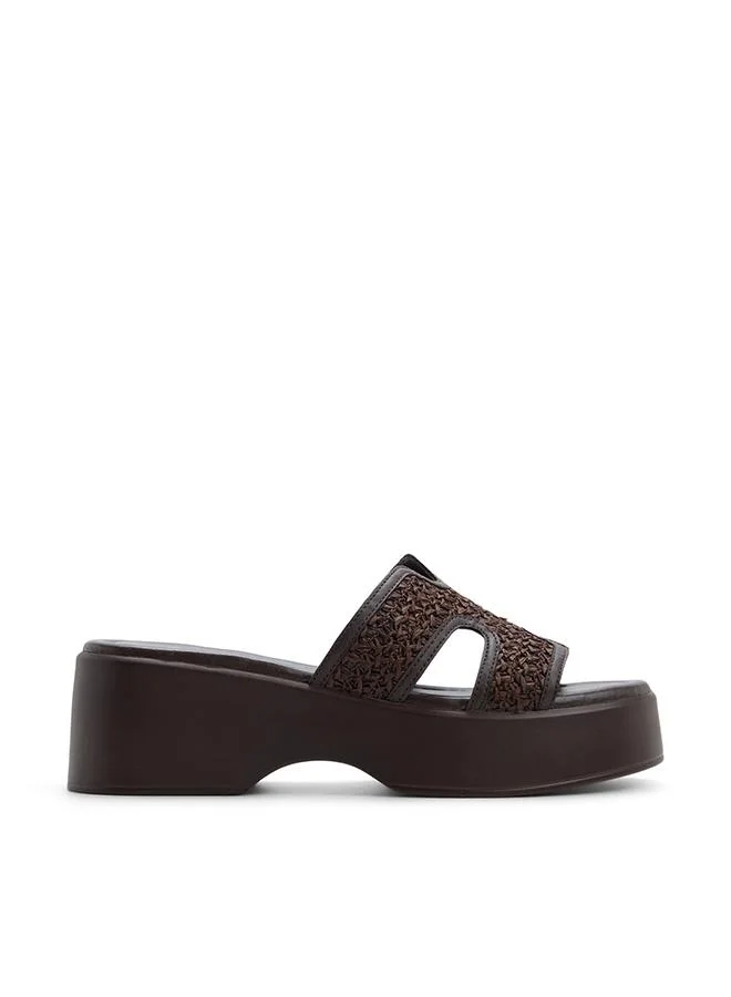 كول ات سبرنج Abilene Ladies Brown Wedge Sandals