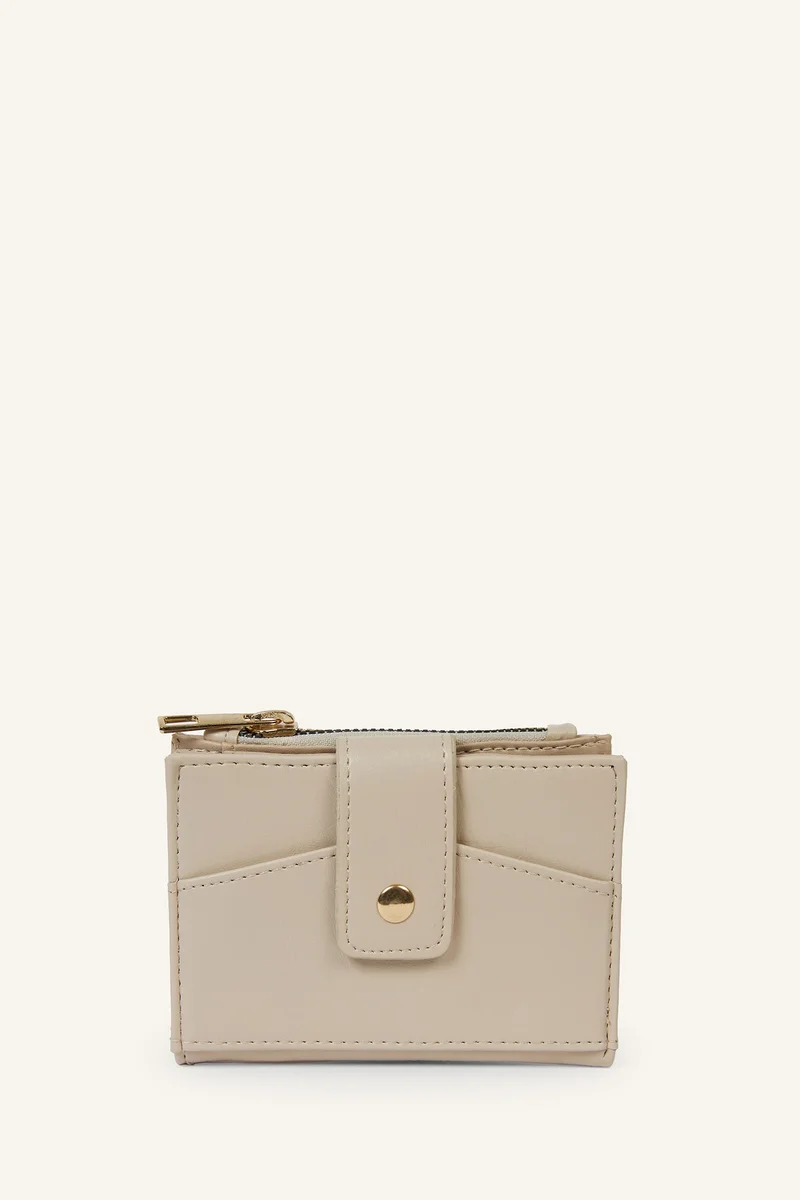 Woman Faux Leather Wallets