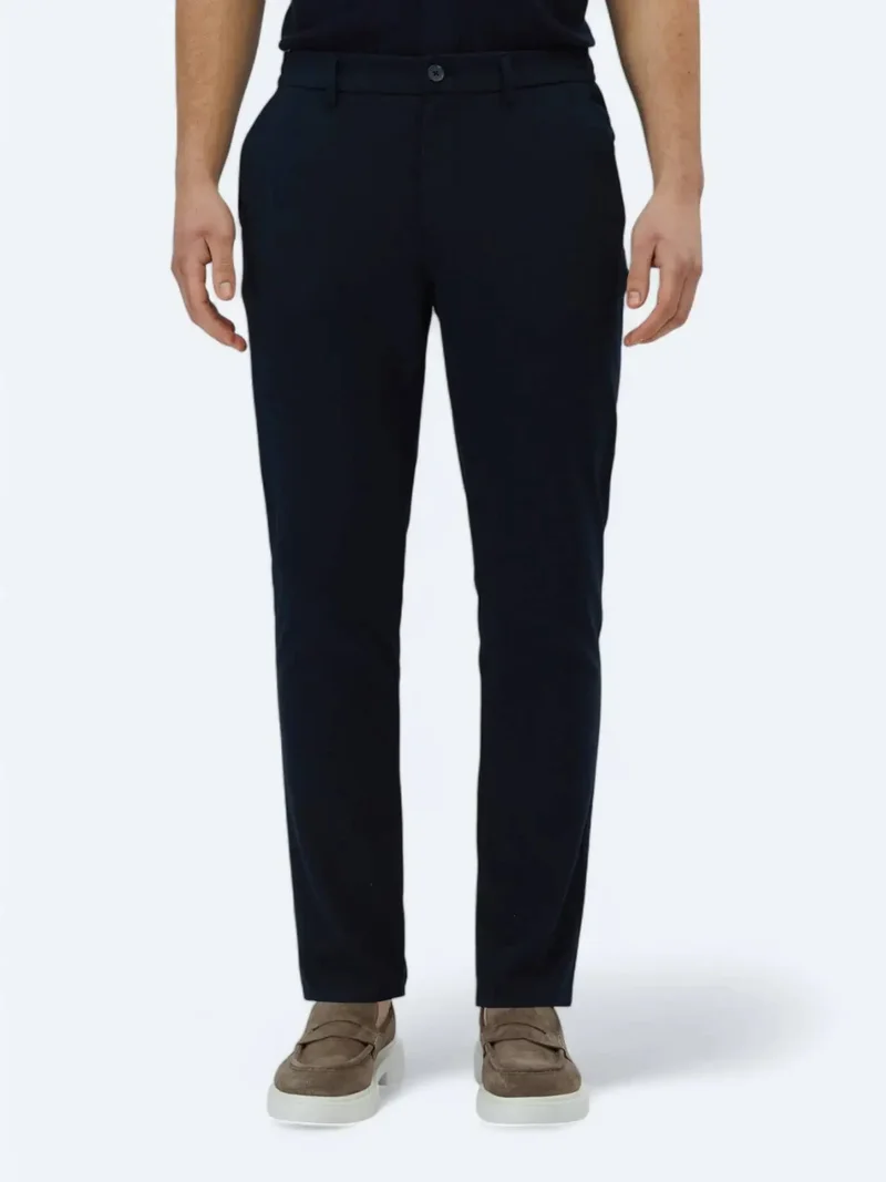 كيب بنطال رياضي كاجوال بلون كحلي منسوج بقصة مريحة