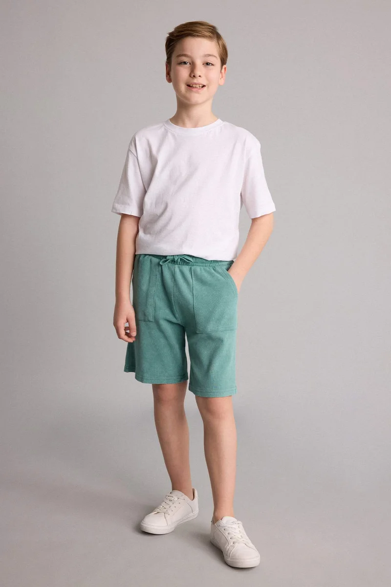 ديفاكتو Oversize Fit Shorts