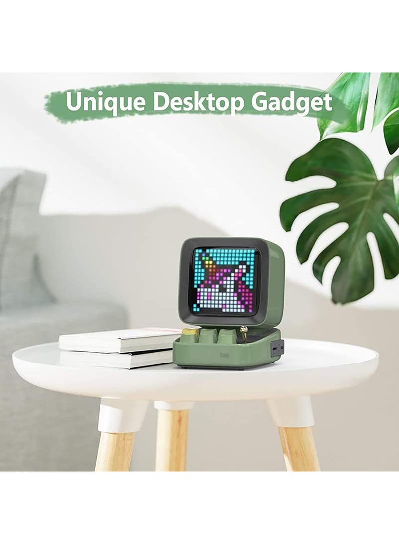 ديفوم مكبر صوت بلوتوث Divoom Ditoo Plus Retro Pixel Art Game - أخضر - Image 3