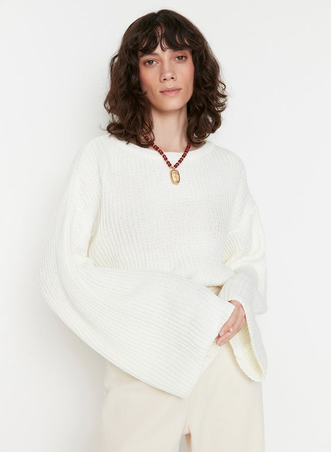 trendyol Ecru Crop Wide Pattern Spanish Sleeve Knitwear Sweater - Image 2