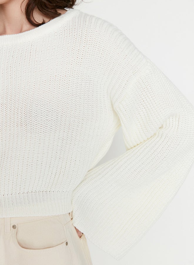 trendyol Ecru Crop Wide Pattern Spanish Sleeve Knitwear Sweater - Image 4