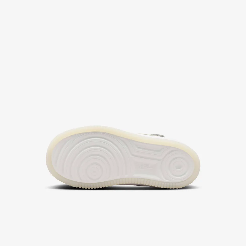 Nike Kids' Force 1 Low LV8 EasyOn Shoes