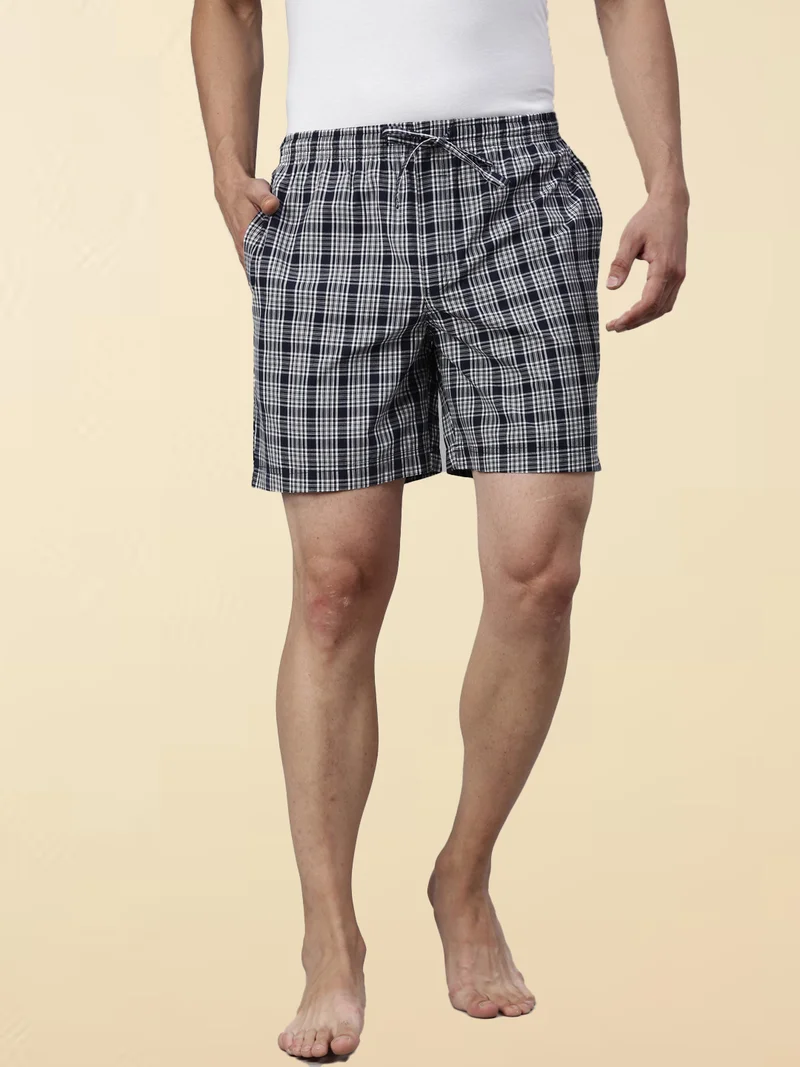 جوفن شورت رجالي كاروهات كحلي وأبيض