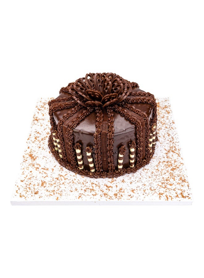 Restaurantware Pastry Tek 12 Inch Cake Board, 1 Durable Cake Drum - Square, Covered Edges, White Paper Cake Base, Disposable, For Birthdays, Weddings, Or Parties  - Image 2