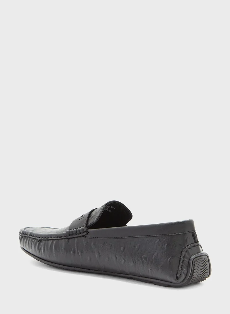 Robert Wood Genuine Leather Ostrich Print Loafers