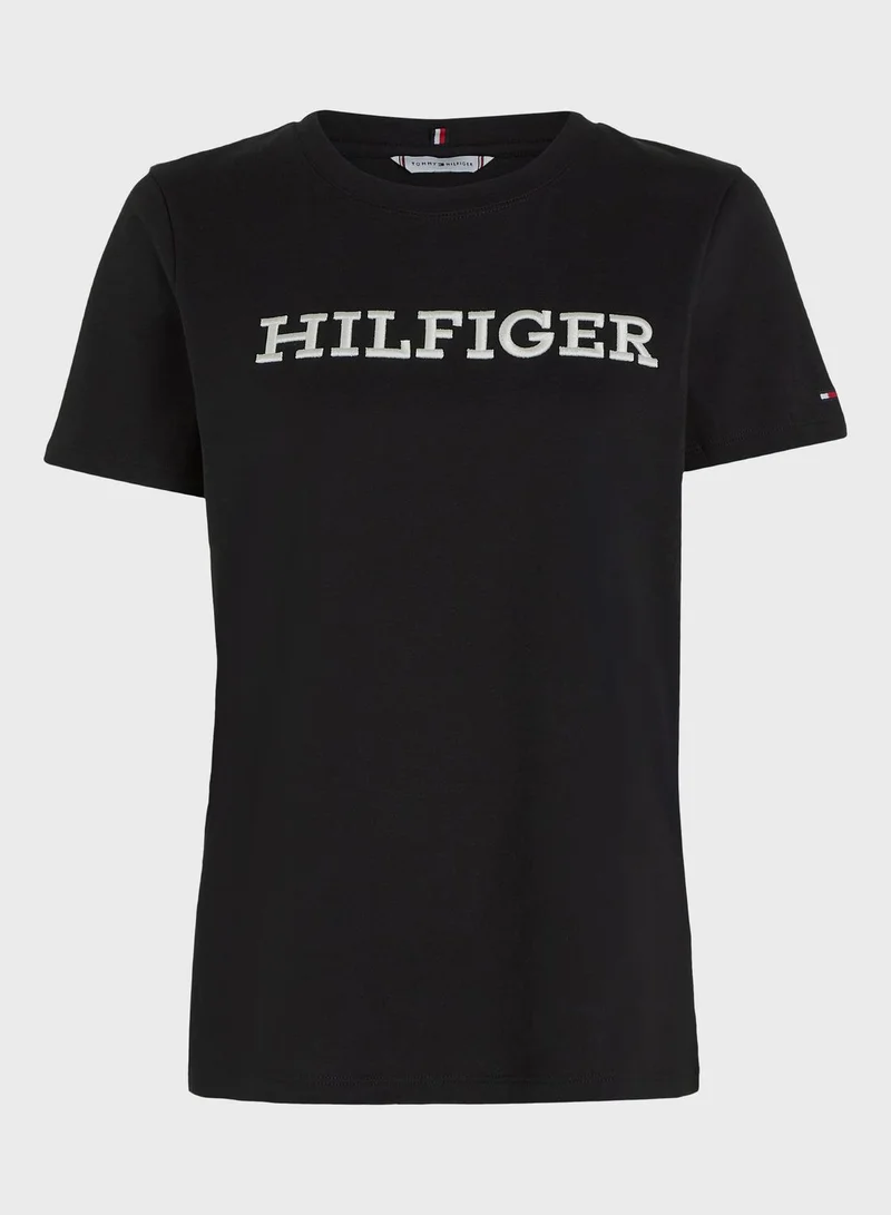 TOMMY HILFIGER Crew Neck Embroidered Logo T-Shirt