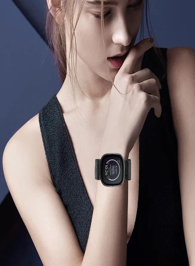 عبوة من 4 أربطة نايلون مرنة متوافقة مع Fitbit Versa 4/Versa 3/Sense 2/Sense، سوار معصم رياضي بديل قابل للتعديل مصنوع من النايلون الناعم والمسامي، مناسب للرجال والنساء - اللون 403 - Image 4
